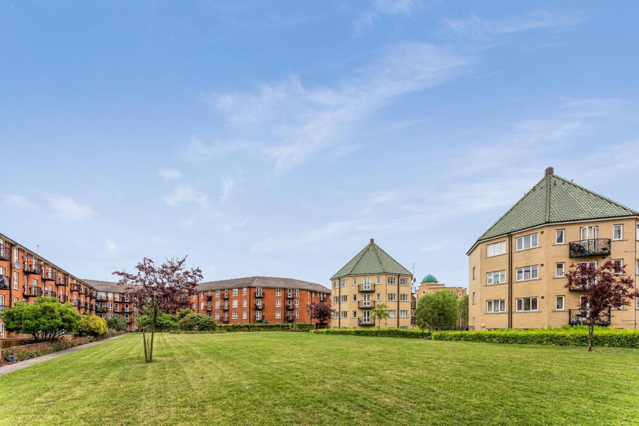 Apartament Stunning Aparment In Canada Water Londyn Zewnętrze zdjęcie
